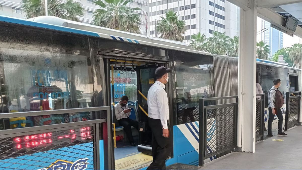 Jakarta Flood, Transjakarta Arrête Le Service Sur Ces Trois Routes