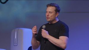 Saham Tesla Naik 4 Persen, Kekayaan Elon Musk Tembus Rp13.400 Triliun