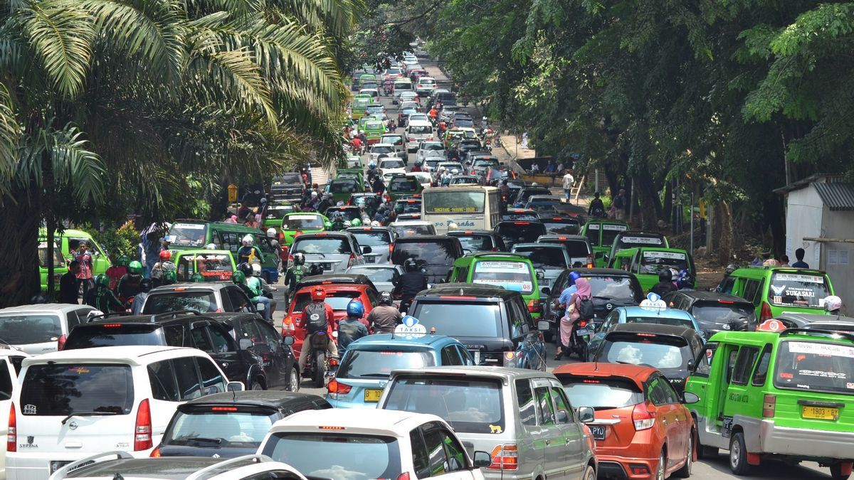 DKI州政府は、2023年末まで旧車両の輸送を解放