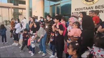 Indonesian Embassy In Abu Dhabi Returns 56 Undocumented Indonesian Citizens To Indonesia