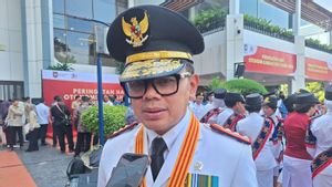 빌마 아리아 NIlai 국무 장관은 지역 자치의 PR로 재정적 독립을 추구합니다.