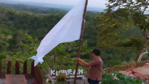 Pasang Bendera Putih, Pria Ini Jual Objek Wisata Miliknya di Gunung Kuniran Kulon Progo 