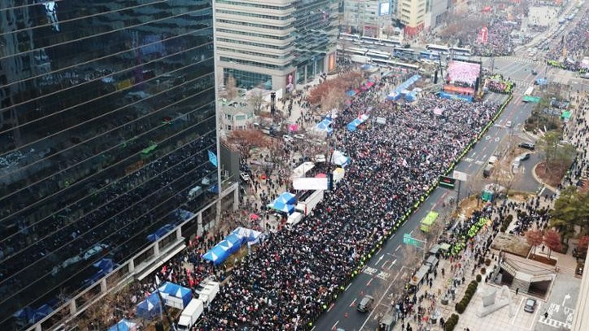 Protests For Competitiveness Over South Korean President Yoon's Impeachment Held In Seoul