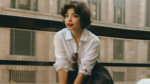 10 Cara Kreatif Mengkreasikan Kemeja Putih, Kece dan <i>Stylish</i>