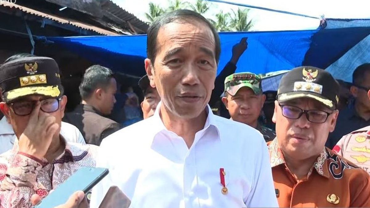 Jokowi Regarde le débat présidentiel à la maison: Il n’y a pas d’alternative pour Gibran