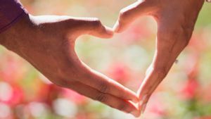 5 Jenis Hubungan Romantis Berdasarkan Kualitas dan Lamanya Berkomitmen