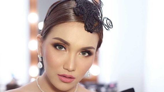 With Ayu Ting Ting New: Brata Angga Kartasasmita, Who Is He?