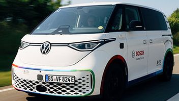Nexenia : les automobiles allemandes et japonais continuent d'être brûlés