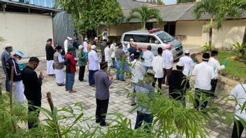 Le Régent Central De Bangka Ibnu Saleh Meurt De COVID-19