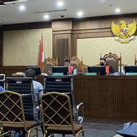 Saksi Resi Yuki Ungkap Pernah Diminta Terdakwa BTS 4G Irwan Hermawan Serahkan Bingkisan