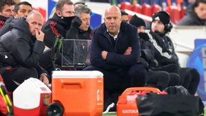 Tak Hanya Soal Kekalahan Liverpool Lawan PSV, Arne Slot Hadapi Ancaman Pemecatan