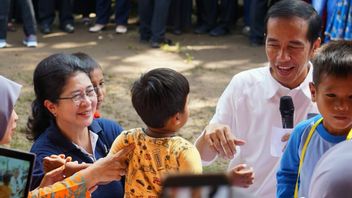 佐科威强调,印尼儿童不应该在今天的记忆中发育迟缓,2018年4月8日