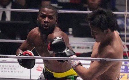 Ada Skenario di Balik Kemenangan Mayweather atas Asakura, dari Jumlah Bayaran hingga Siapa yang Harus Unggul