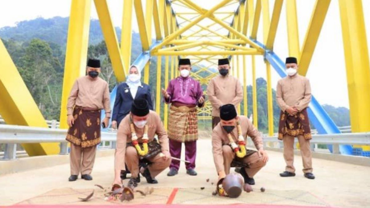 Gubernur Sumsel Resmikan Jembatan Bukit Sulap Lubuklinggau, Masyarakat Sudah Bisa Mengakses