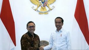 Jokowi-Zulhas Dikabarkan Bertemu Bahas Jatah Menteri, PPP Tak Keberatan dan Minta Partai Koalisi Diajak Bicara