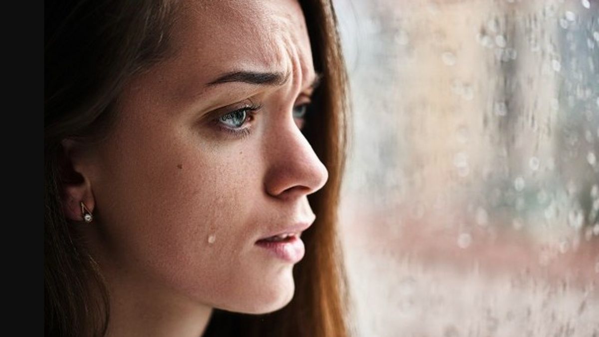 为什么当我们的眼睛被污垢弄脏时，眼泪会出来？事实证明这是解释