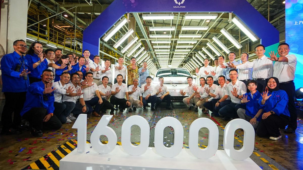 Wuling Celebrates Production Of 160,000 Car Units At Indonesian Factory And Exports Cloud EVs To ASEAN