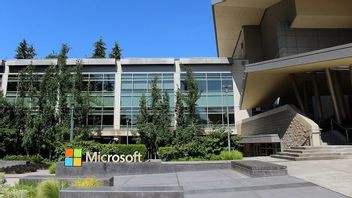 Microsoft Lays Off 1,900 Employees From Gaming Division
