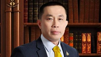 泰国交通部长COVID-19检测呈阳性，同事和政治家被隔离