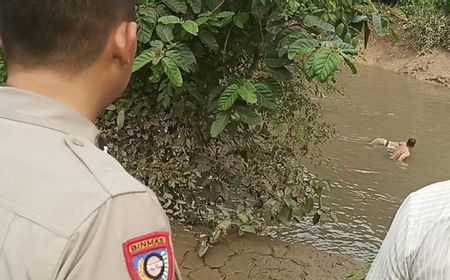 Pemancing Ikan Temukan Mayat Wanita Mengapung di Sungai Cimanceri Tangerang