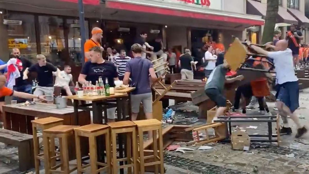 Mewarnai Euro 2024 Violence: Dutch Supporters Attack British Fans In Dortmund