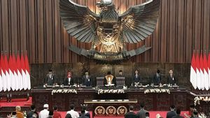 Syarat Pemakzulan Presiden Menurut UUD 1945 dan Mekanismenya
