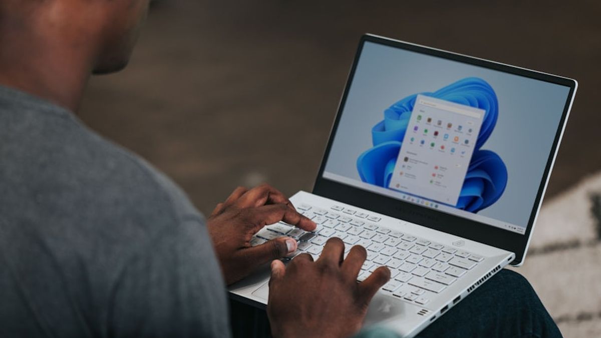 هذه الميزة يمكنها تثبيت قوة بطارية الكمبيوتر الخاص بك ، وهذه هي الطريقة للتعامل معها
