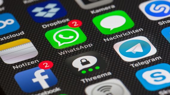 Jangan Panik! Ikuti Langkah Pakar Keamanan Siber Ini Jika WhatsApp Diretas