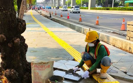 Ciptakan Ruang Publik yang Inklusif, Aman, dan Berkelanjutan, SIG dan Pemprov DKI Jakarta Revitalisasi Trotoar di Kuningan Jakarta