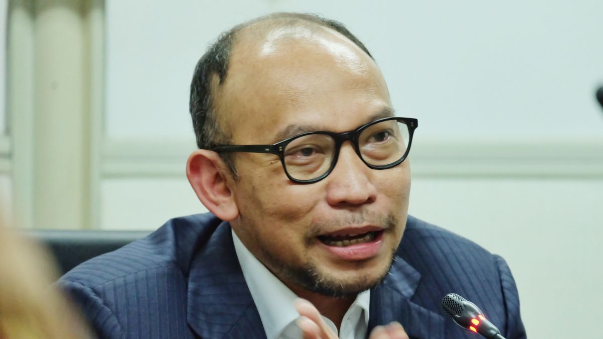 Chatib Basri: BLT Is More Effective Than Business Incentives