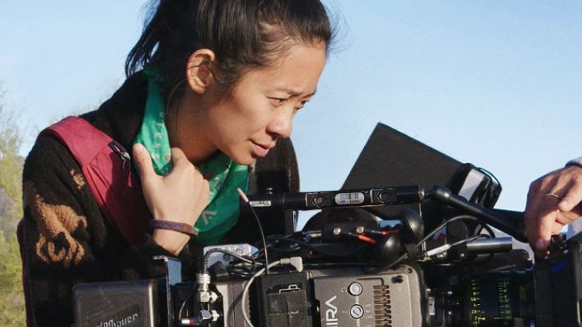 Chloe Zhao Raih Piala Oscar 2021 Kategori Best Director
