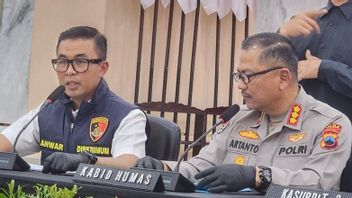 Central Java Police Arrests 6 Debt Collectors for Car Theft at Kaligawe Toll Gate Semarang