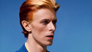 Vinyl David Bowie Nyanyikan Lagu John Lennon dan Bob Dylan Dirilis Januari 2021