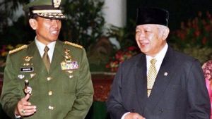 Wiranto's Career Travel: From Suharto's Aide To The TNI Commander