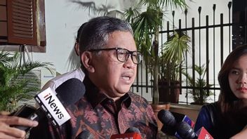 PDIP Secretary General Responds To Officials Forward To Presidential Election: Indonesian People Instead Hope Mahfud MD Remains As Coordinating Minister For Political, Legal And Security Affairs