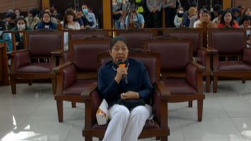Starting The Examination Session Of The Defendant Putri Candrawathi Ngaku Has Implementation ILLNESS