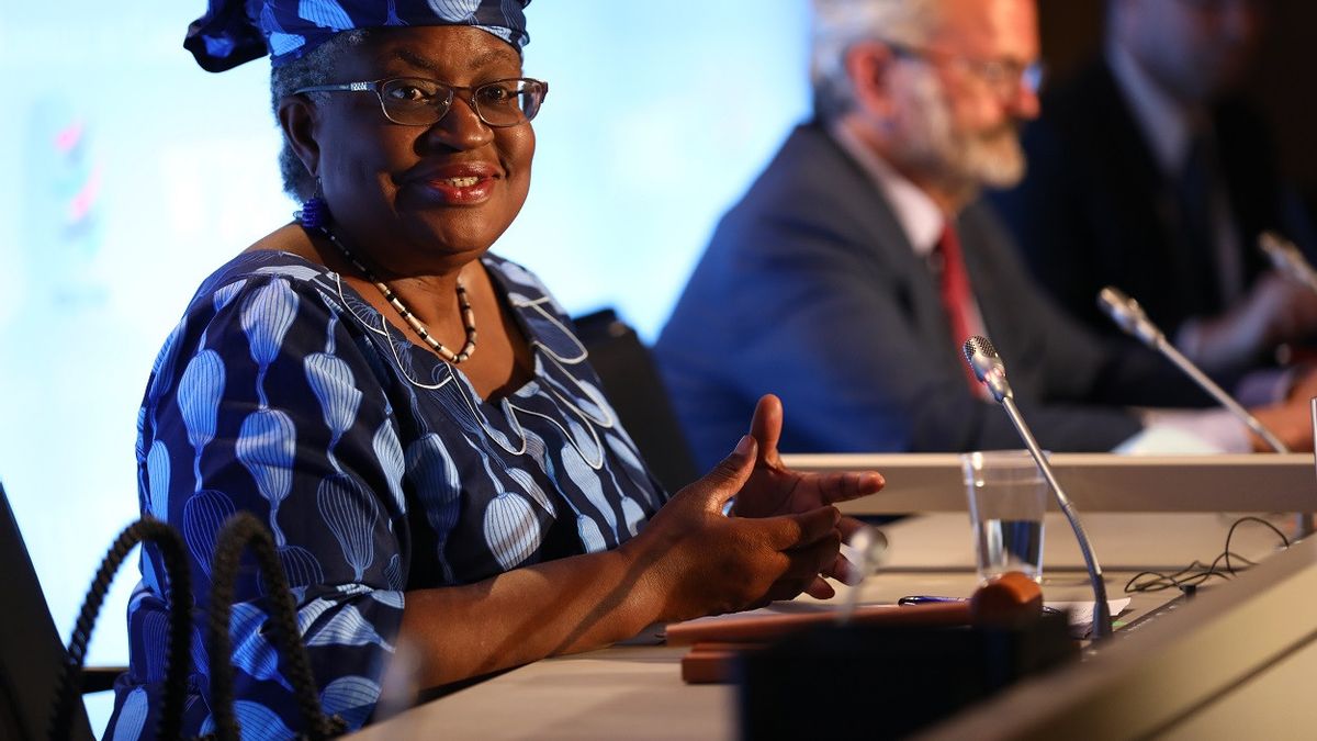 ドナルド・トランプに拒絶され、Ngoziオコンジョ・イウェアラはWTOを率いる最初の女性として歴史を設定します