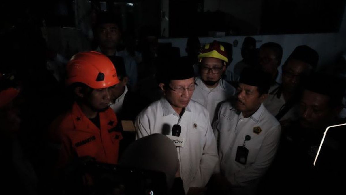 Minister Of Religion Checks Location Of Ambruk Islamic Boarding School In Sidoarjo, Promises To Pay Attention To The Conditions Of Each Building