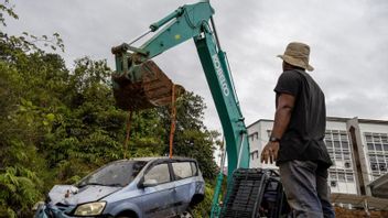 印度尼西亚：13个受影响地区，西苏门答腊“全警”应对洪水和山体滑坡