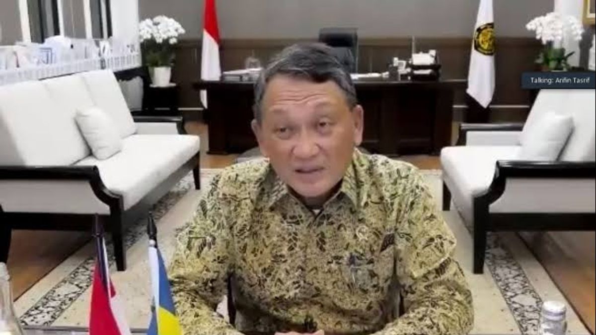 Menteri ESDM Resmikan Operasional Prototipe Kapal Dual Fuel, Hemat Rp12 Juta per Hari