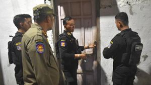 Dugaan Prostitusi, Satpol PP Sisir Rumah-rumah Bekas Lokalisasi Moroseneng