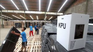 Jusuf Kalla Bela Kotak Suara Berbahan Kardus dalam Memori Hari Ini, 18 Desember 2018