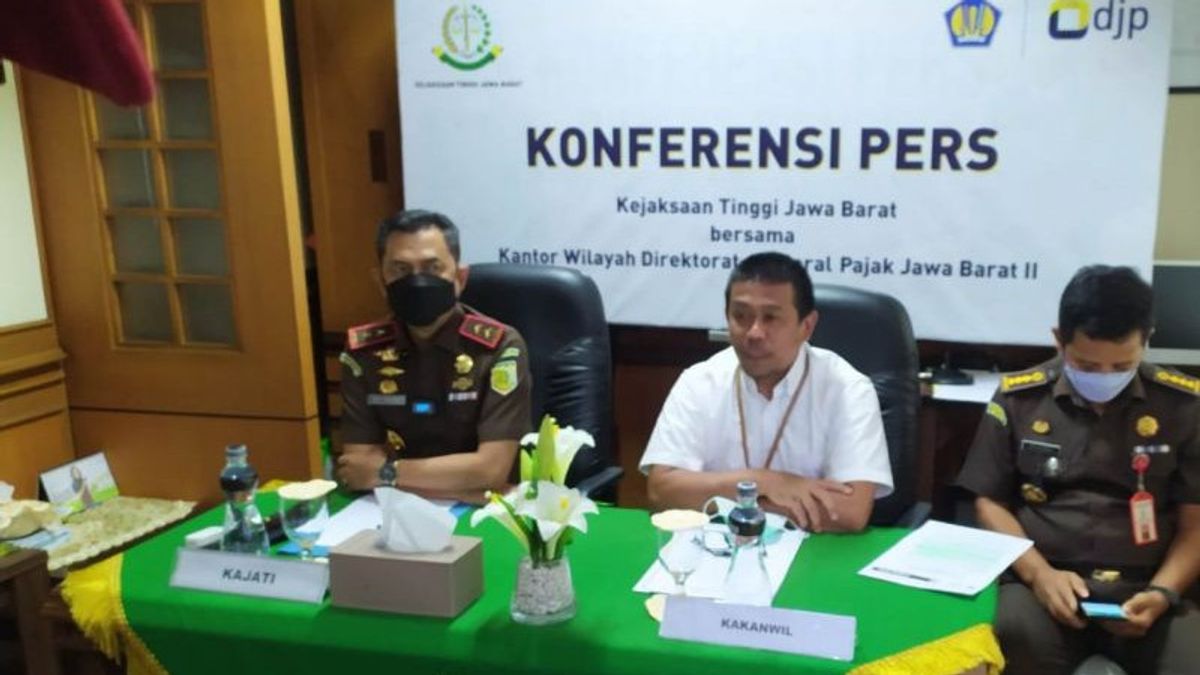 Le Bureau Du Procureur De Java Ouest Traite Les Cas D’entreprises Automobiles Ne Déposant Pas 2,6 Milliards De Rp D’impôts, 2 Personnes Deviennent Suspectes