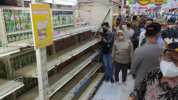 Menyoal Kelangkaan Minyak Goreng, Intervensi Pemerintah yang Membingungkan Hingga Dugaan Permainan Distributor