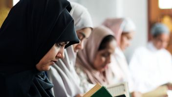 رسوم الدخول إلى مدرسة تيبويرينغ الإسلامية الداخلية وبدء الدفع