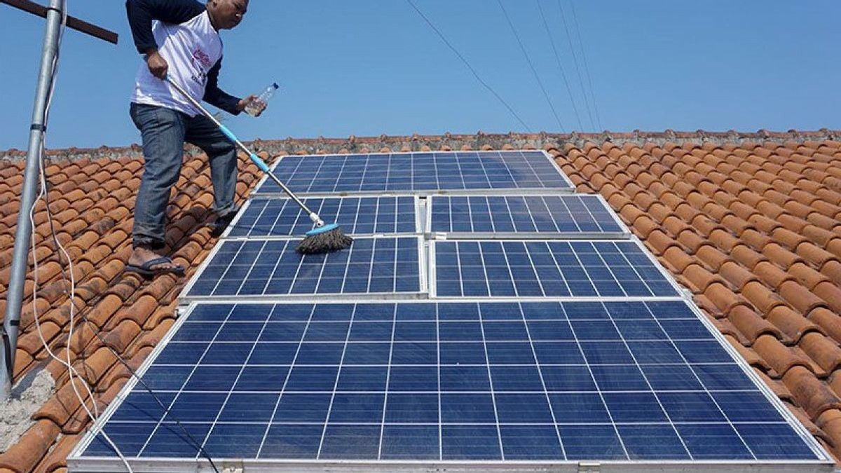 能源和矿产资源条例修订 关于屋顶太阳能发电厂被视为与PLN一方,并限制公众参与