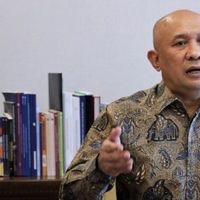 Menteri Teten: Ruang Usaha di Bandara, Stasiun, Pelabuhan, hingga Rest Area Harus 30 Persen Diisi UMKM