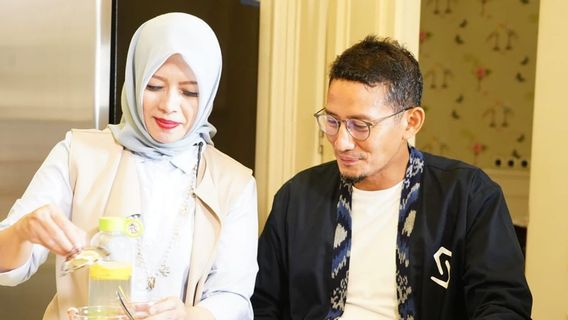 Peringati Hari Ibu, Sandiaga: Apa yang Saya Miliki Tak Lepas dari Doa Ibu