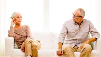 グレー・ドイブロス現象、なぜ晩年の離婚が増加しているのか?