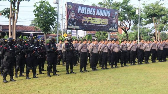 明日のピルカデスの称号を聖別し、警察は301人の治安要員を配備した。